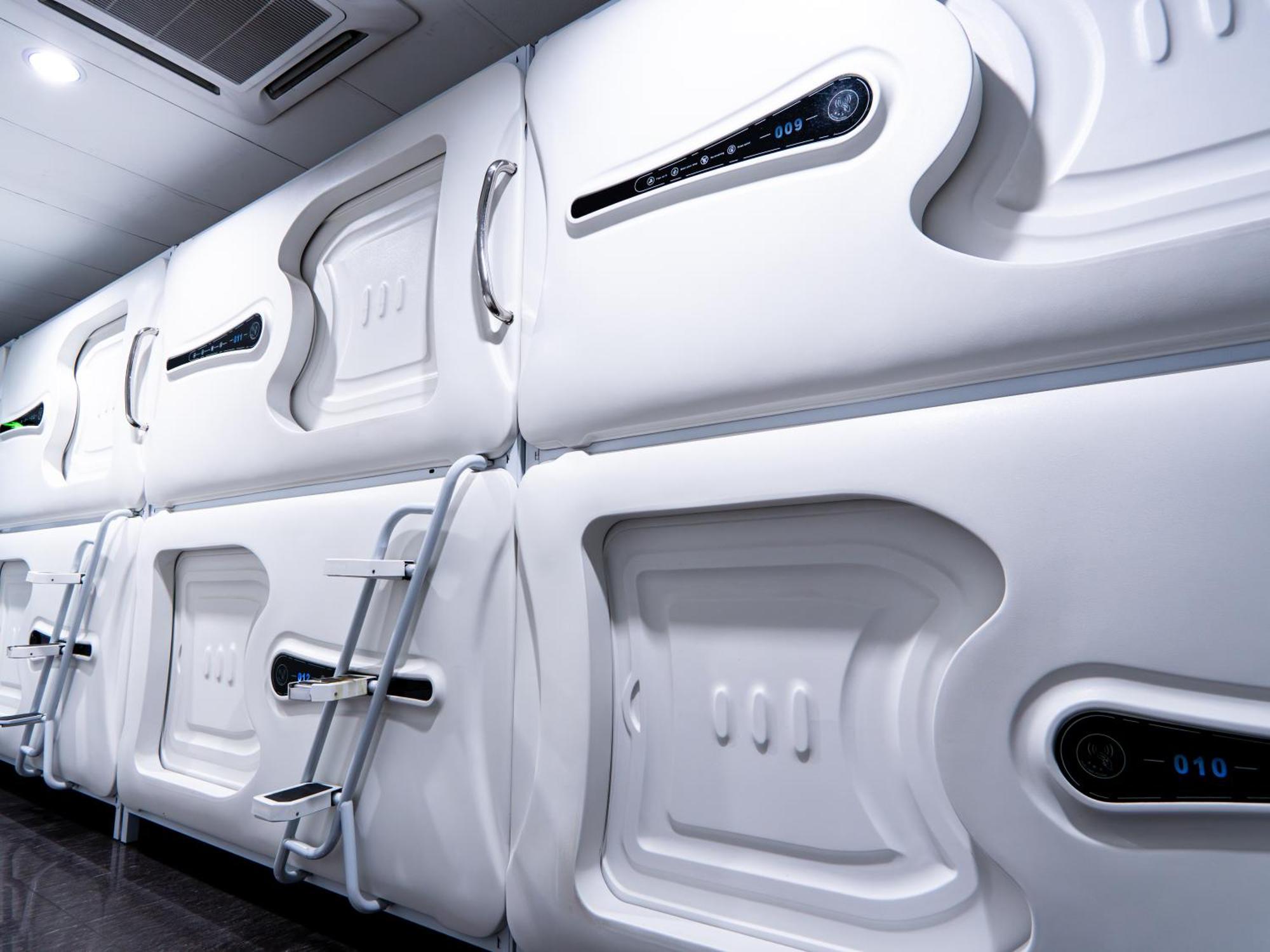 Capsule Inn Κότα Κιναμπαλού Εξωτερικό φωτογραφία